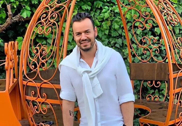 Deha Bilimlier kimdir? Eşi kim? Kaç yaşında?