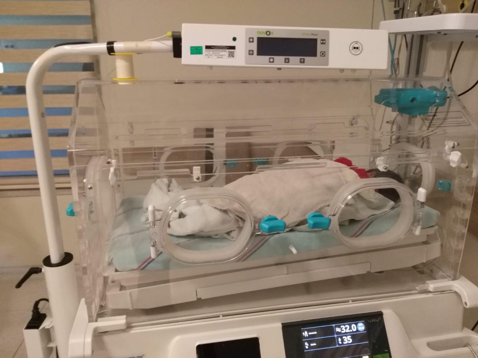 Fatih'teki bir çöpte 2 aylık bebek bulundu