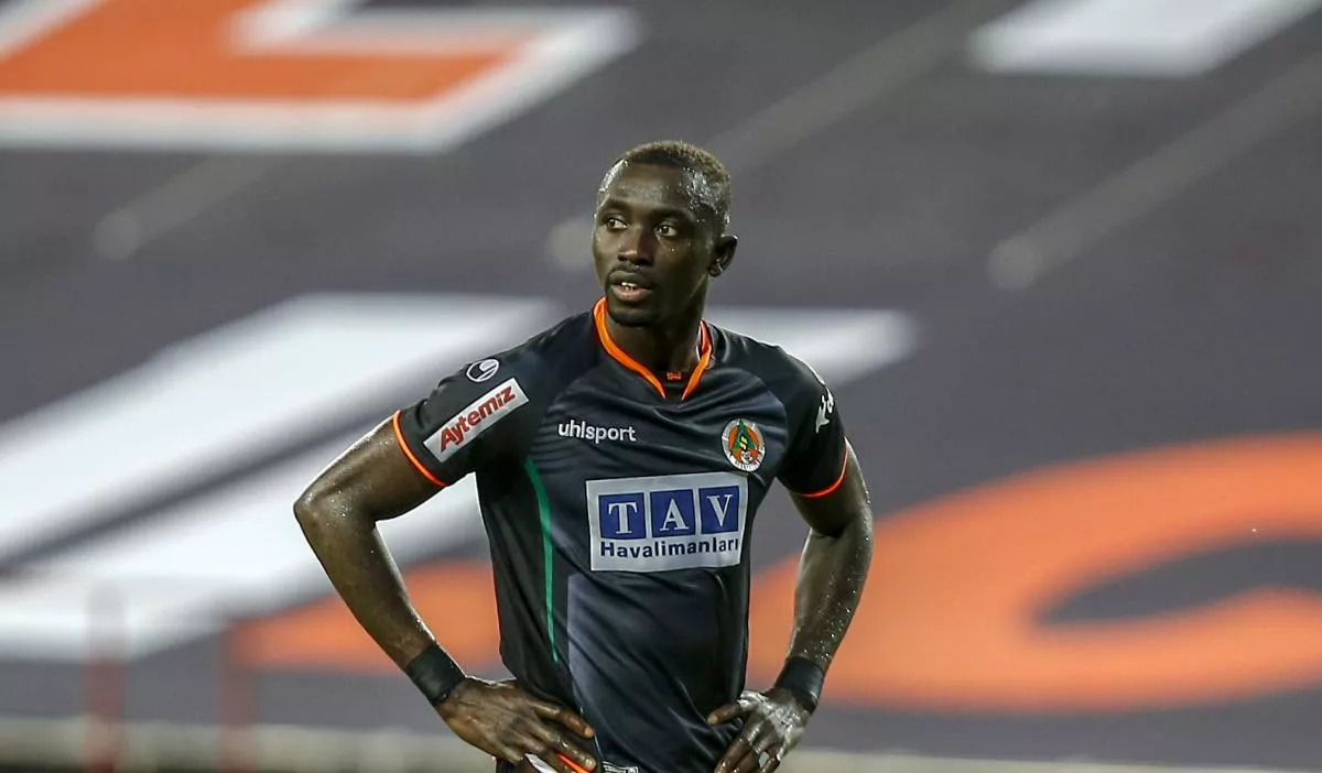 Fenerbahçe'de Muriqi'nin yeri Papiss Cisse ile doluyor!