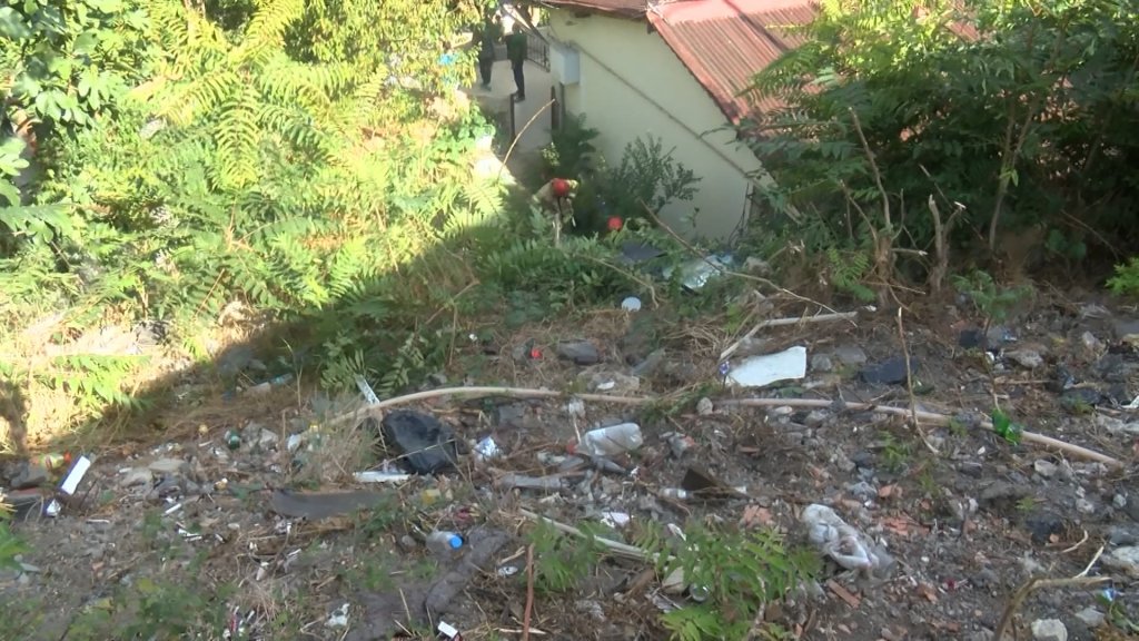 Sarıyer'de otomobil 15 metre yüksekten yere çakıldı: 1 yaralı