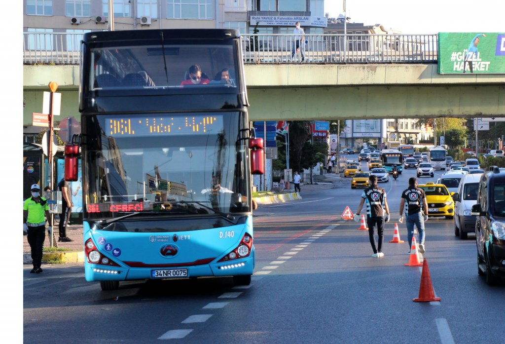 İstanbul toplu taşımalarında sabah denetimi