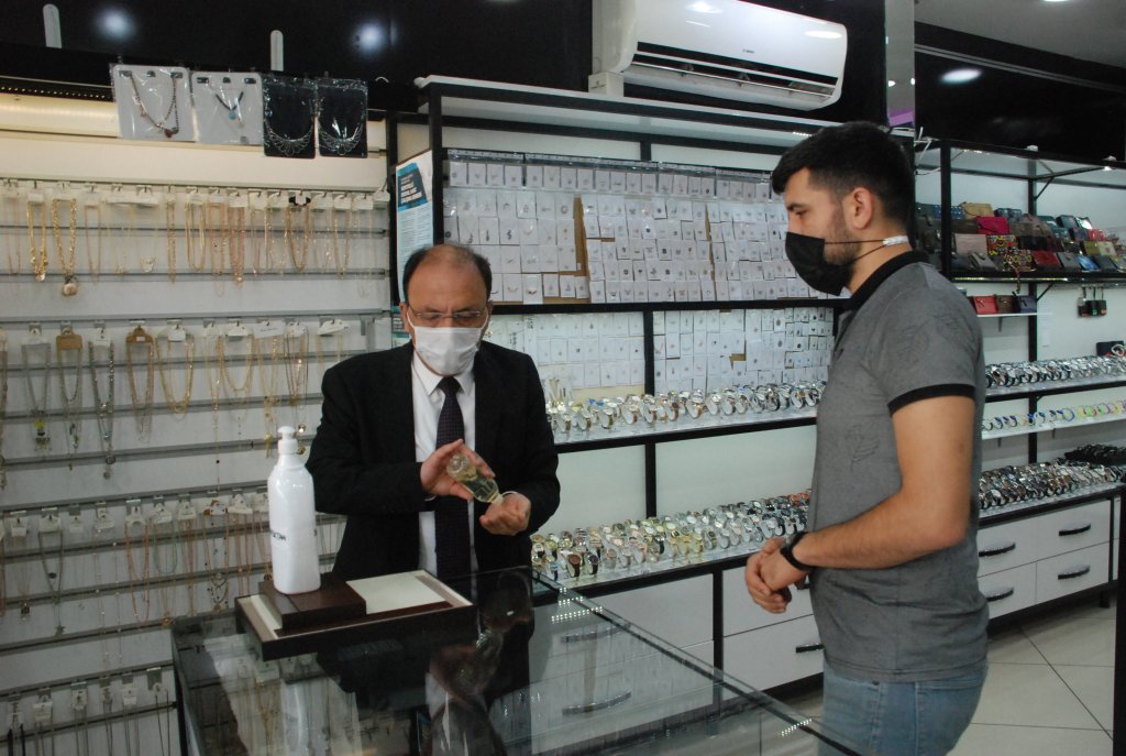 Bartın'da karantinaya uymayan 12 kişi yurtlarda tecrit altına alındı