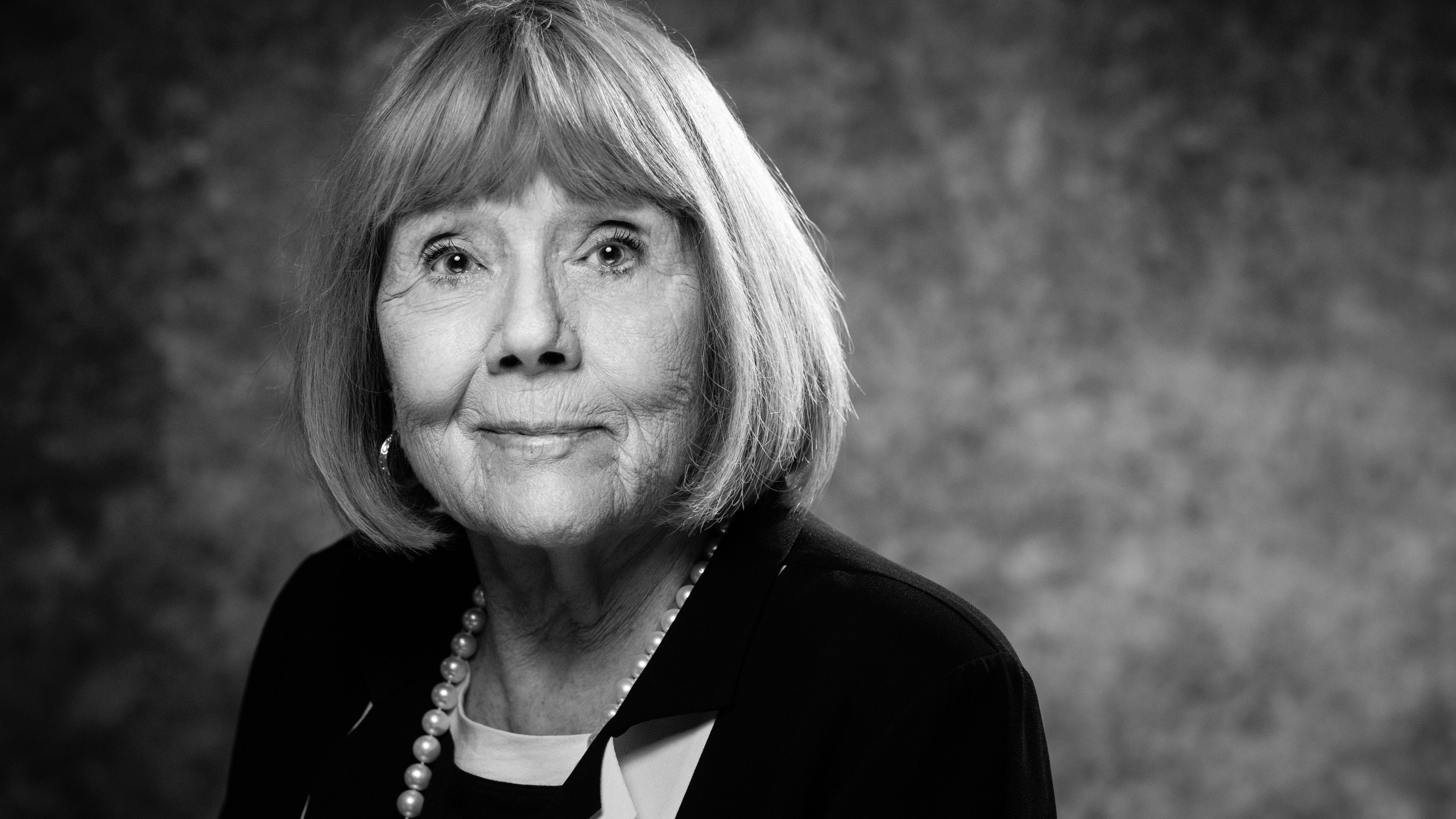 Dame Diana Rigg kimdir? Kaç yaşında? Neden öldü?