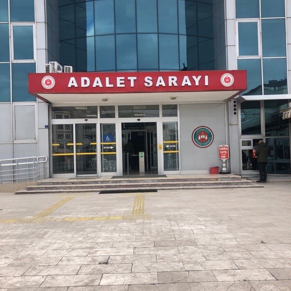 8 kişinin katili olduğu iddia edilen kişi koronavirüse yakalandığı için duruşmaya katılmadı