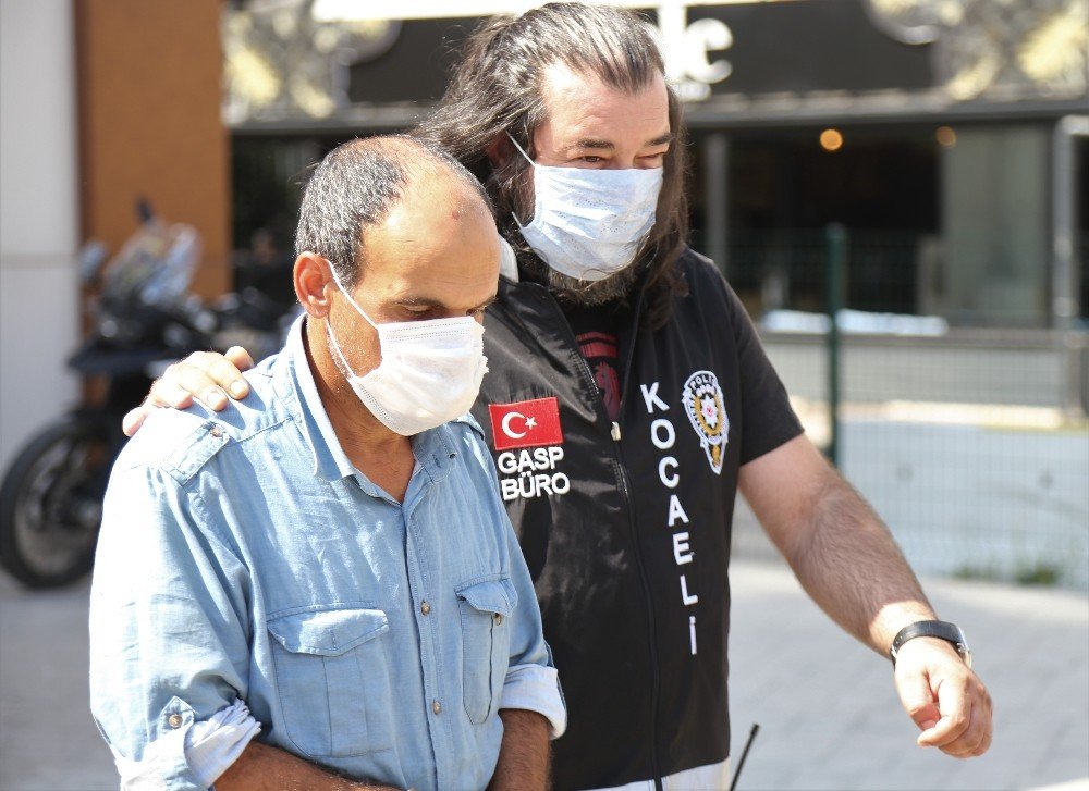 Eşinin cep telefonu, iş arkadaşı tarafından öldürülmesine neden oldu