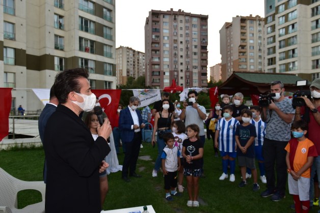 Tuzla'da 15 yıllık hasret sona erdi! 250 aile tapusuna kavuştu