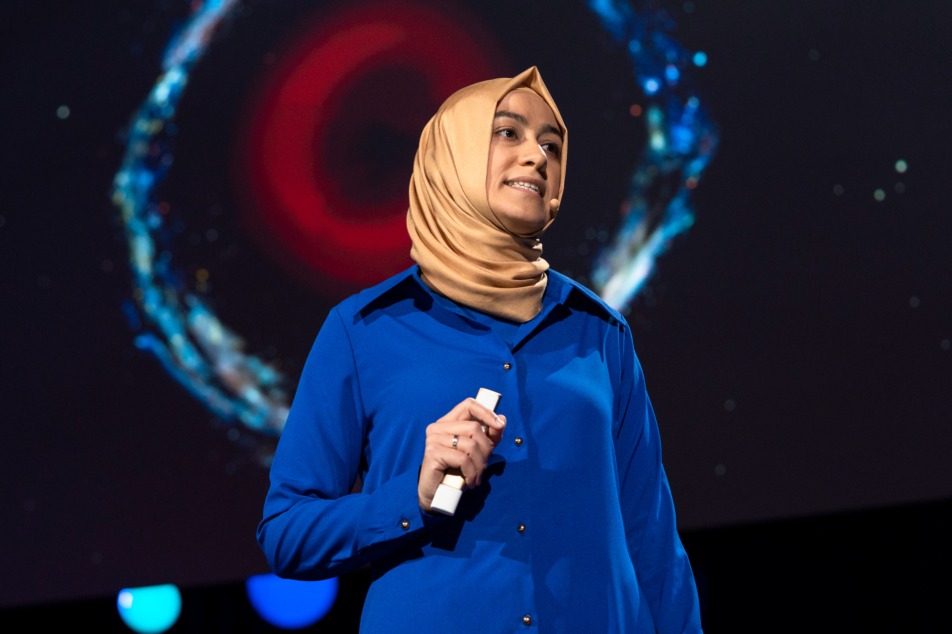 Burçin Mutlu Pakdil kimdir? Kaç yaşında? Nereli? 