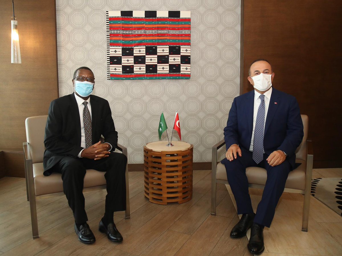 Çavuşoğlu: Senegal'le Karma Ekonomik Komisyon Toplantısı Türkiye'de yapılacak