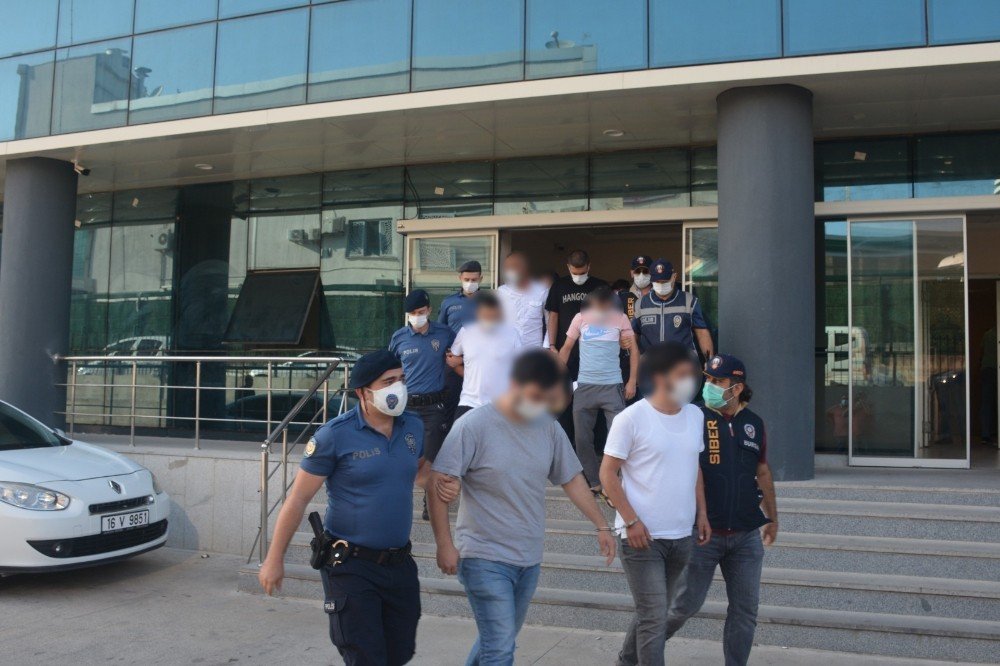 Bursa merkezli jigolo operasyonu: 15 gözaltı