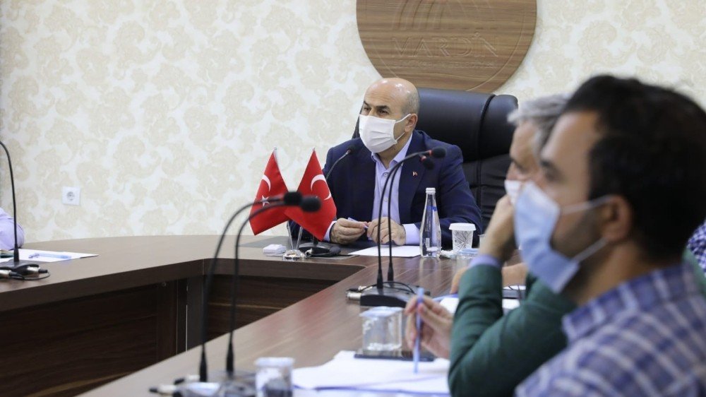 Mardin’de tarihi yapıların restorasyon değerlendirmesi için toplantı