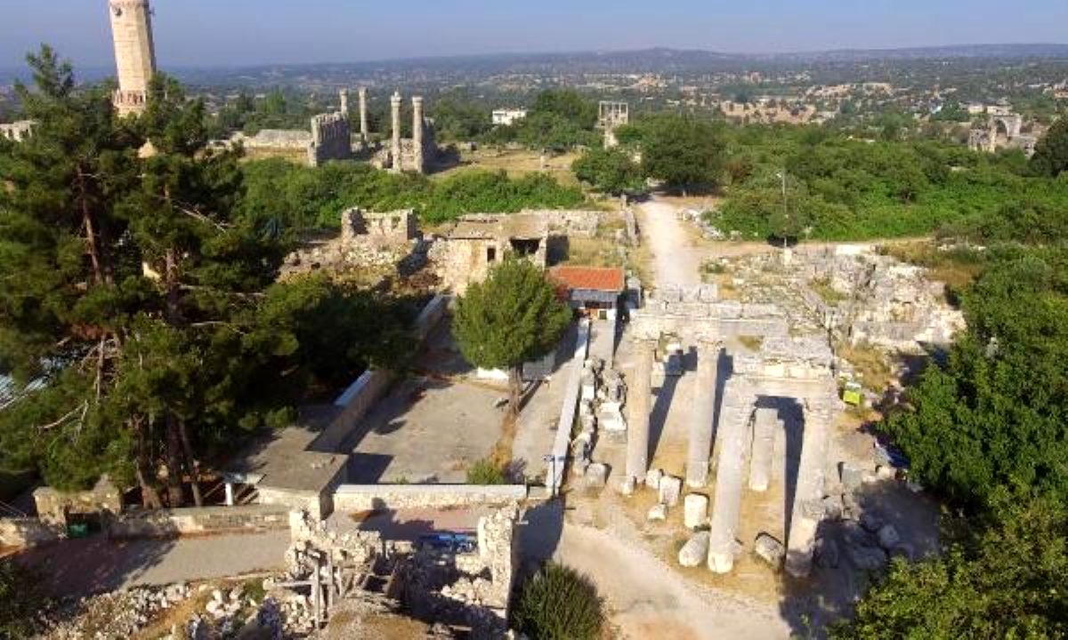 Diocaesarea Antik Kenti'ndeki Roma yolu gün yüzüne çıkarıldı