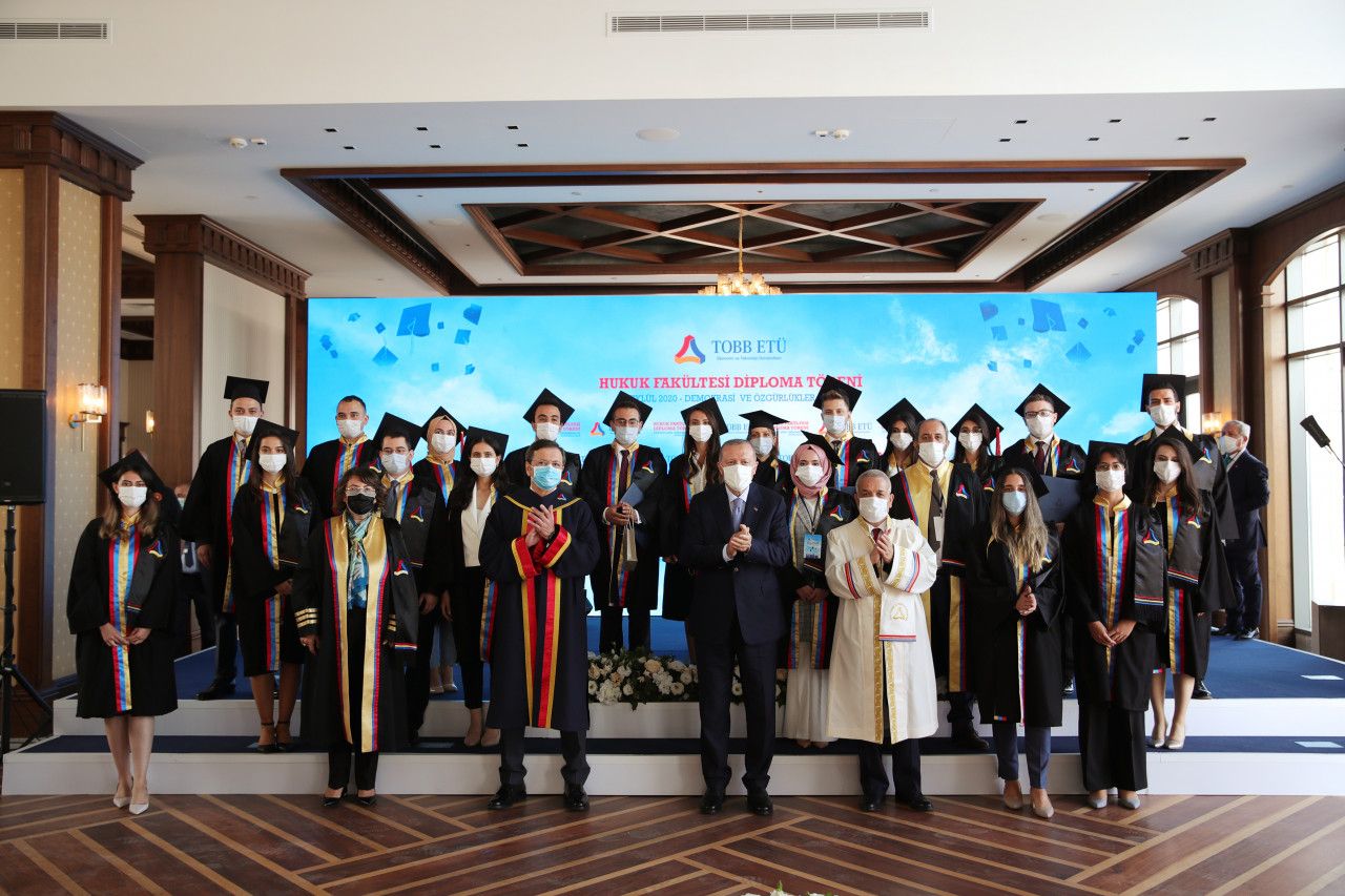 Cumhurbaşkanı Erdoğan TOBB ETÜ mezuniyet töreninde konuştu