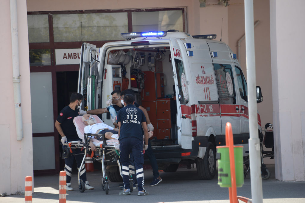 Kış aylarıyla birlikte grip ve koronavirüs vakaları karışacak!