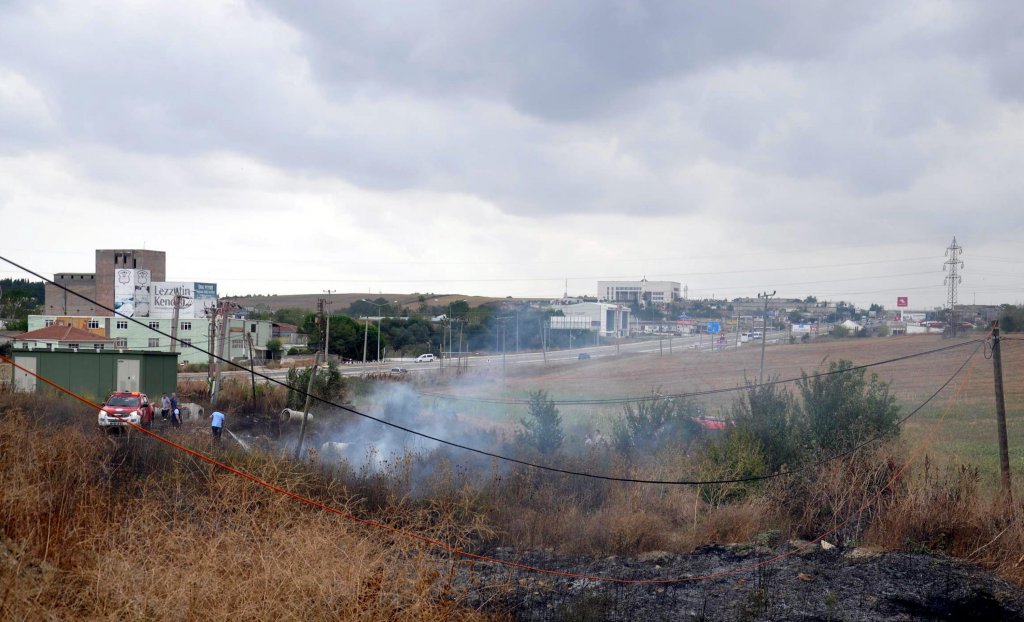 Otluk yangınına asker müdahalesi 