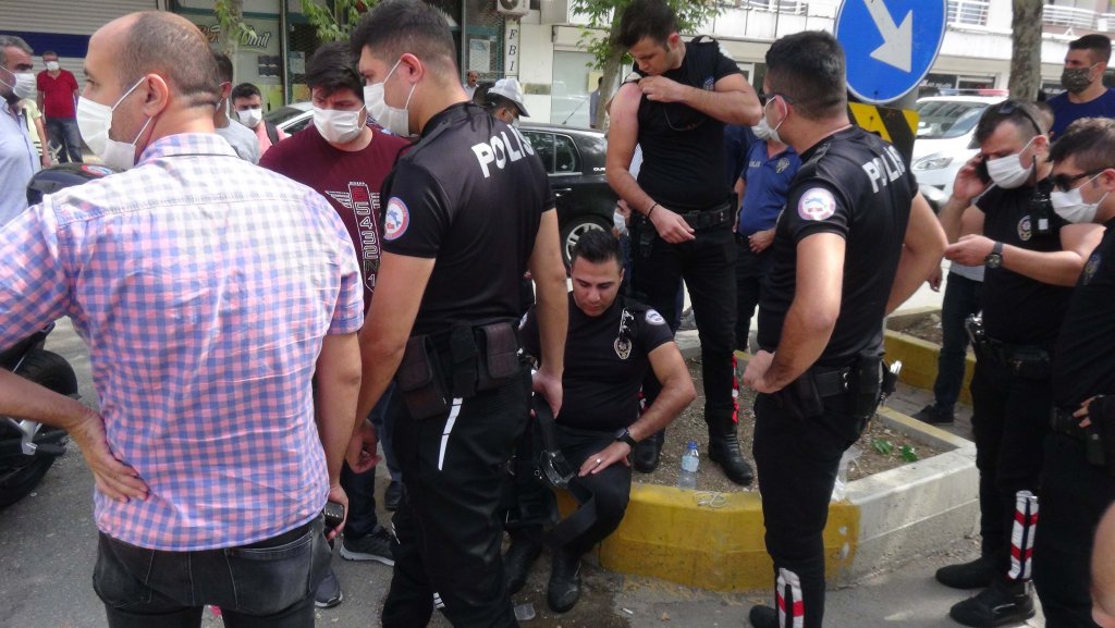 Adıyaman'da kaza: 2 polis yaralı 