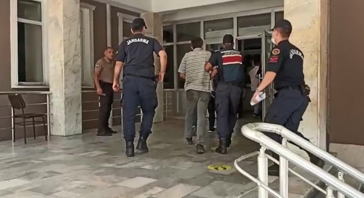 Manisa Salihli'de çalınan traktörler bulundu, iki kişi tutuklandı