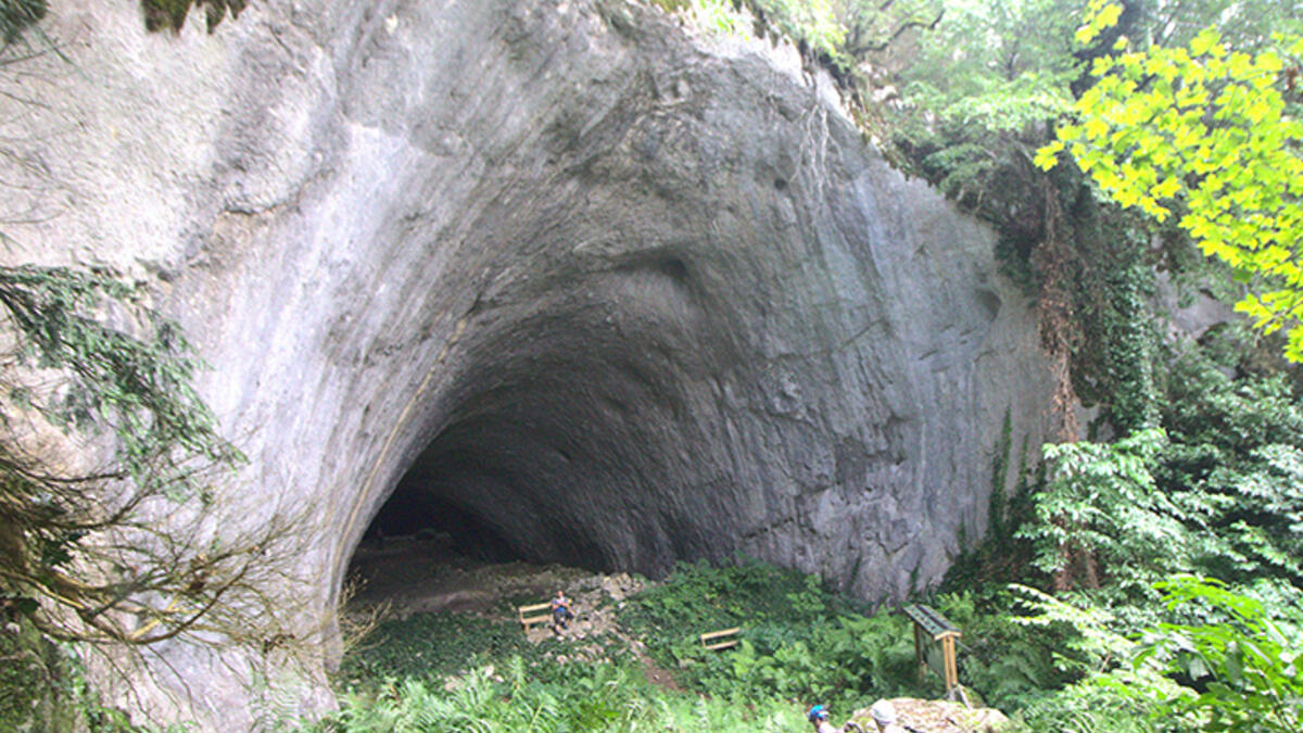 Ilgarini mağarasında insan kemikleri bulundu