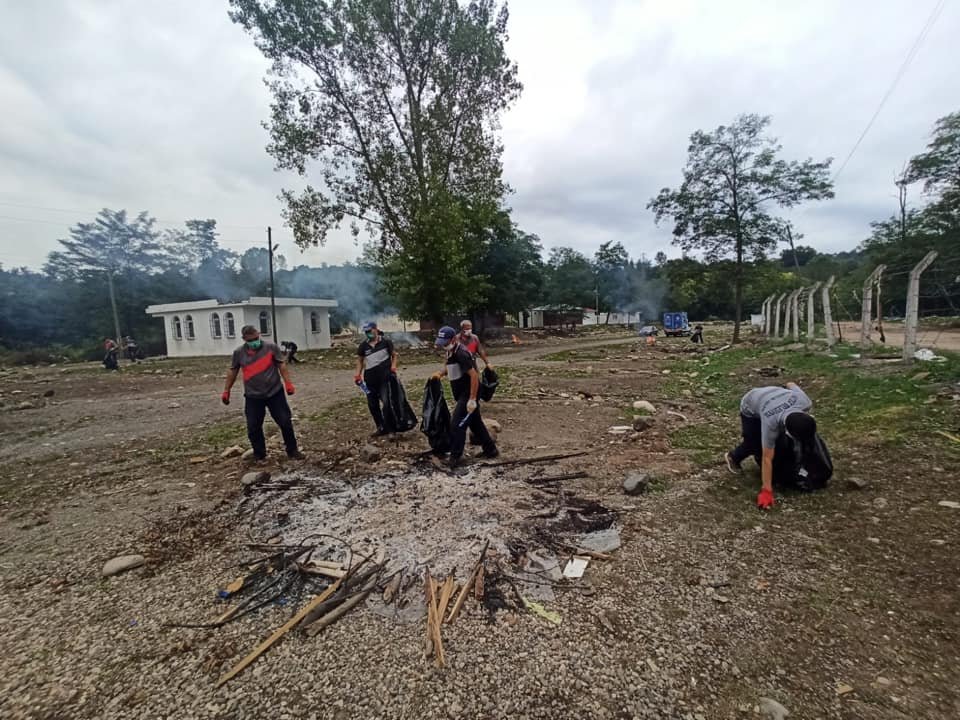 Ordu'da temizlik işçilerinden uyarı: 200 torba çöp poşetiyle Atma daa! yazıldı
