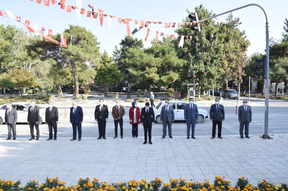 Burdur İl Milli Eğitim Müdüründen açıklama: Okullar AVMlerden güvenli 