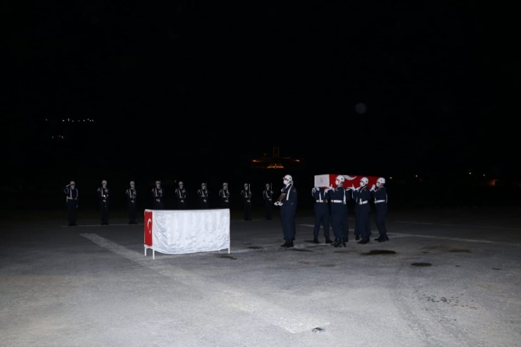 Şehit Astsubay Kıdemli Çavuş Sinan Aktay , törenle memleketine uğurlandı