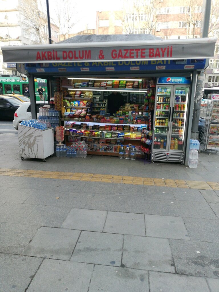 İstanbul'da gazete satış büfelerine yüzde zam: Esnaf tepkili