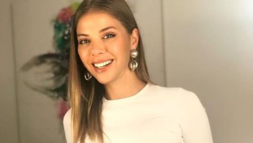 Esra Eron sevgilisi Efe Gürsoy'dan evlenme teklifi aldı!