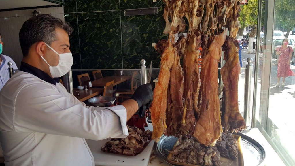 Demir eksikliğinin ilacı büryan kebabı 