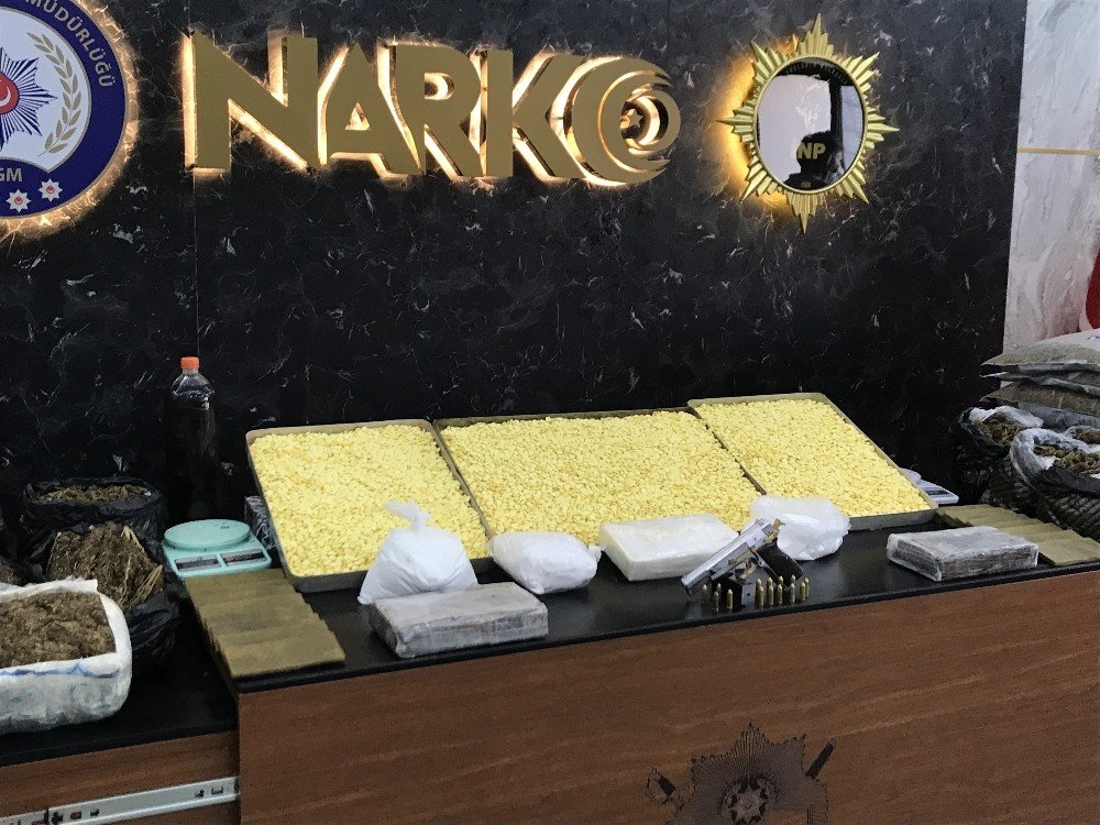 İstanbul’da iki ayrı uyuşturucu operasyonu 