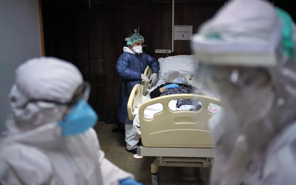 Sahilde 'Ölmek istemiyorum' diye ağlayan kadının karantinada olması gerektiği anlaşıldı