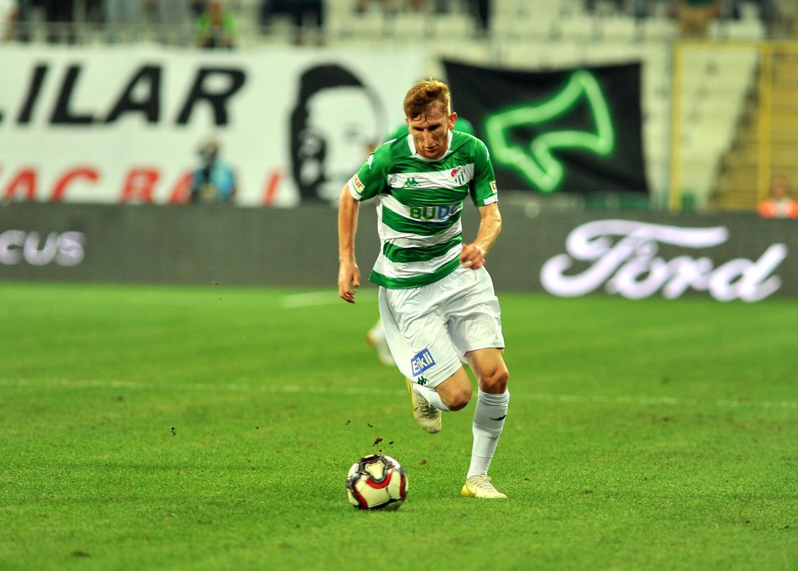 Fenerbahçe, Burak Kapacak transferini bitiriyor!