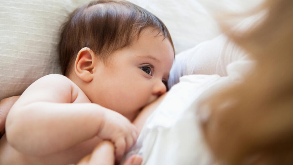 Prof. Dr. Özerdoğan: Koronavirüs emzirme yoluyla bebeğe geçmez