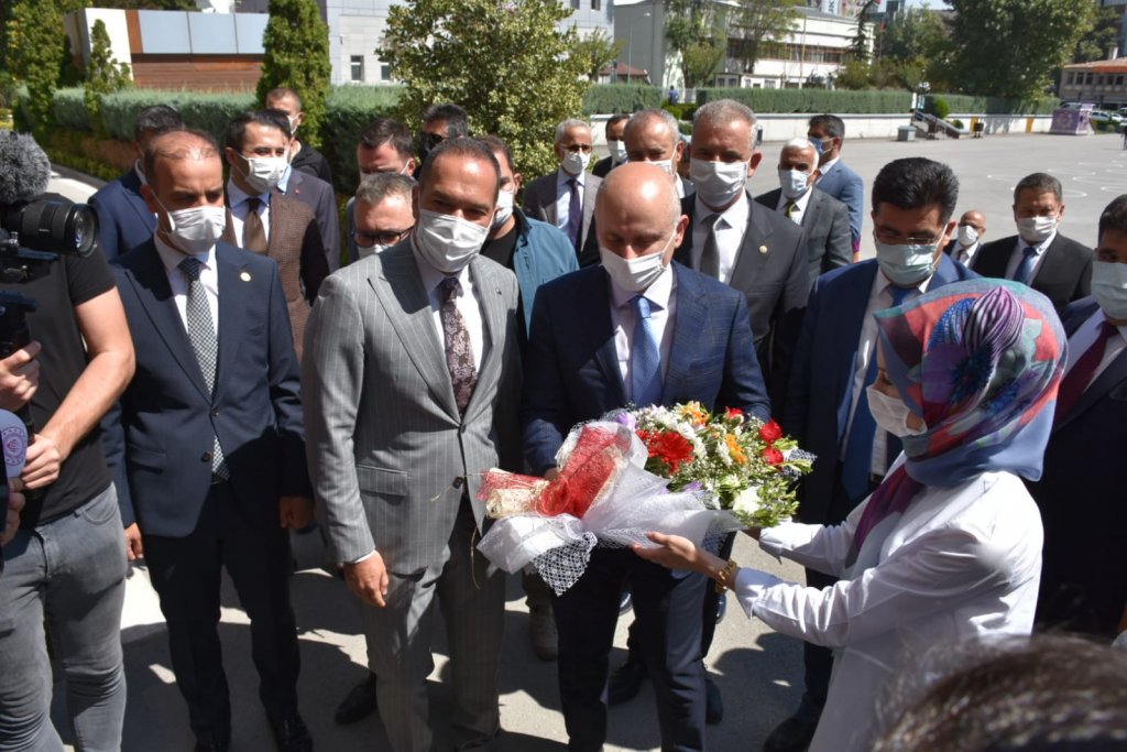 Bakan Karaismailoğlu: Uzaydaki gücümüzü yükselteceğiz!