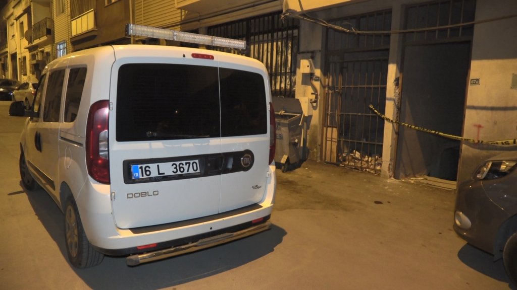 Bursa'da uyuşturucu çetesi ile polis arasında çatışma