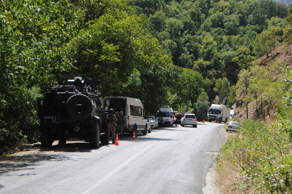 Tunceli'de kayıp kardeşleri arama çalışmalarındaki 6. günde kan izlerine rastlandı