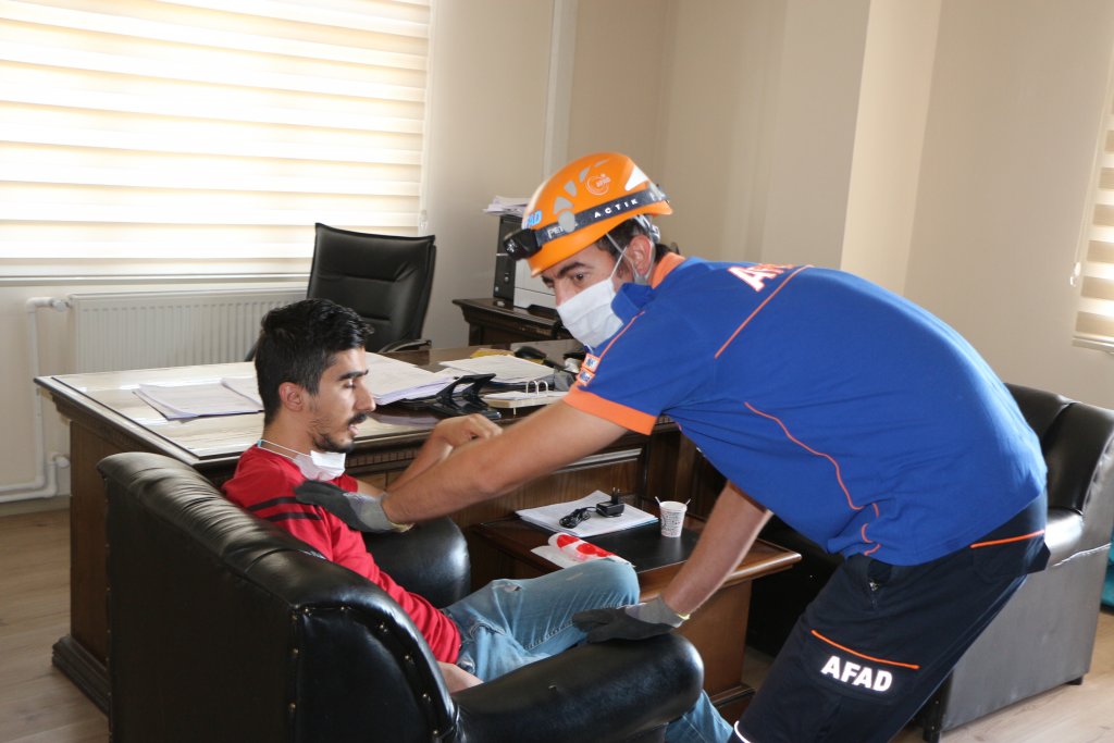 PTT binasında 80 kişiyle soygun tatbikatı