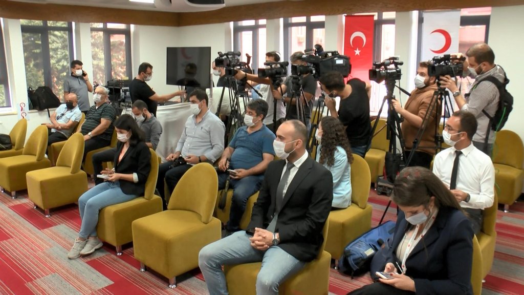 Kızılay Genel Başkanı Kınık'tan vatandaşlara çağrı