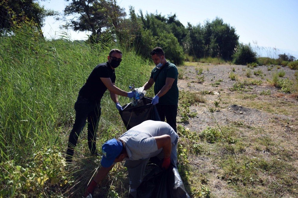 Muğla'da 4 saatte 1 tona yakın çöp toplandı