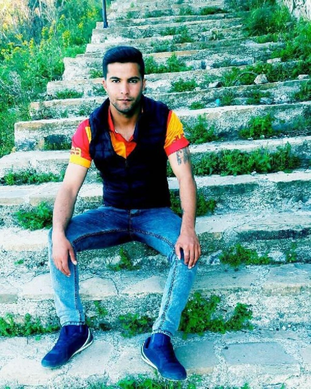 Antalya'da yok artık dedirten ölüm: Elektrik demirlerine temas etti...