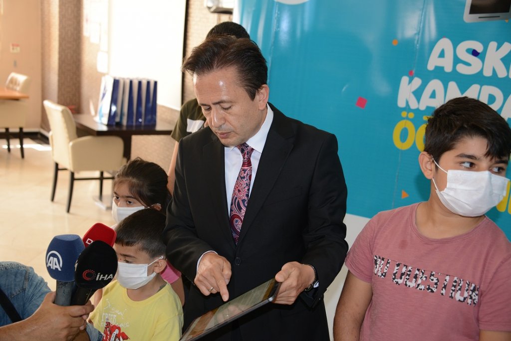 Tuzla'da 'askıda tablet' uygulaması