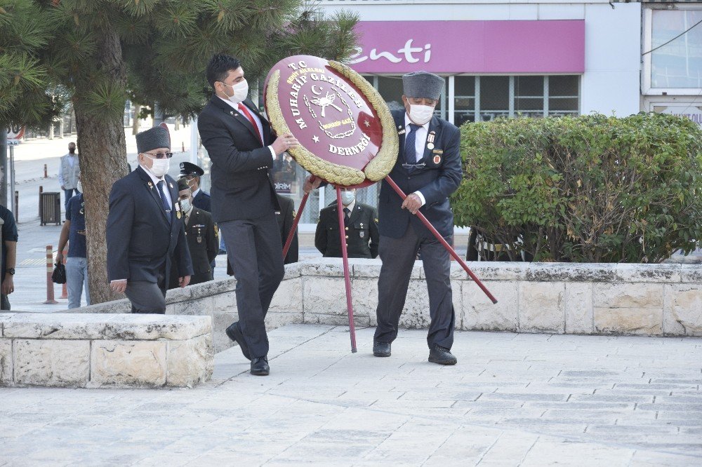 Burdur Valisi Ali Arslantaş'tan Gaziler Günü açıklaması 