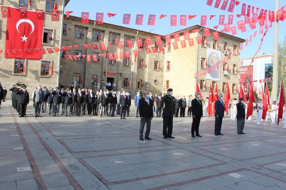 Isparta Valisİ'nden Gaziler Günü mesajı 
