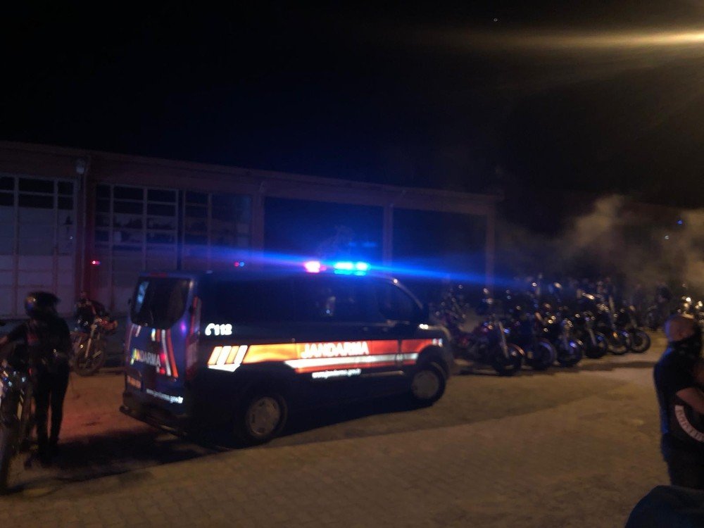 Maskesiz 24 motosikletçiye 21 bin 600 TL ceza