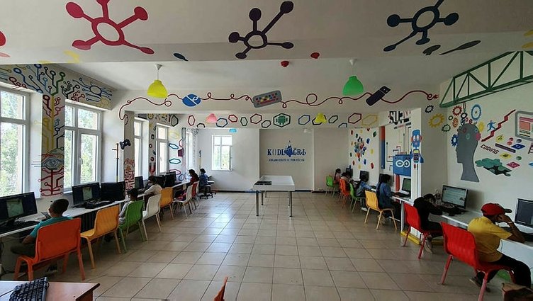 Milli Eğitim Bakanı Ziya Selçuk Instagram'da veliler ile buluşacak!