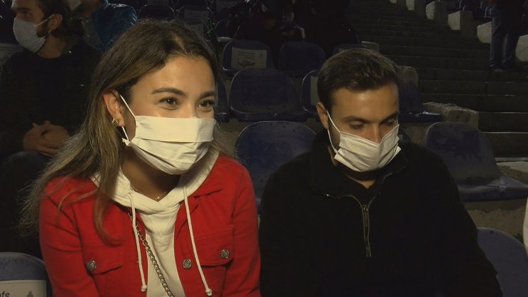 Şevket Çoruh Dümbüllü Kavuğu'nun 6'ncı sahibi oldu