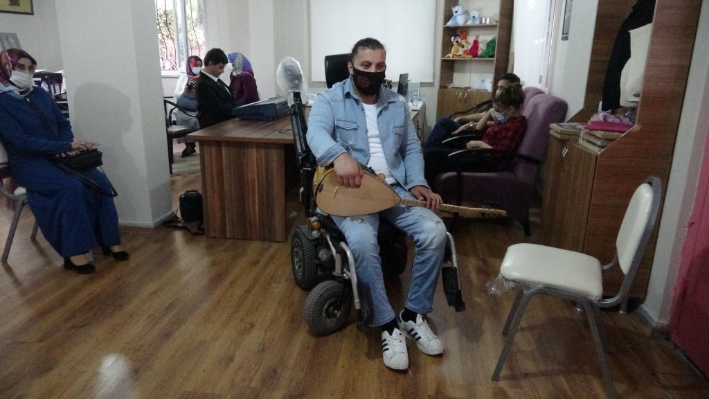 Müzik aşkı engel tanımıyor