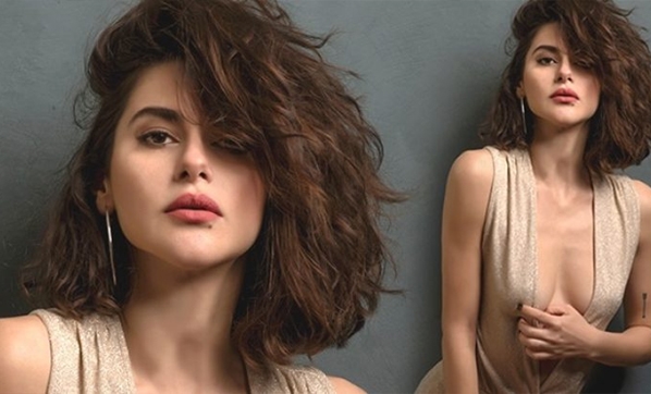 Nesrin Cavadzade sosyal medyadan çocukluk fotoğrafını paylaştı