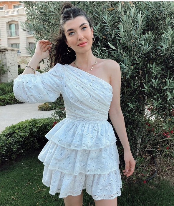 Aslıhan Güner'de sektörde 'Şişmanlara baş rol yok' dedi