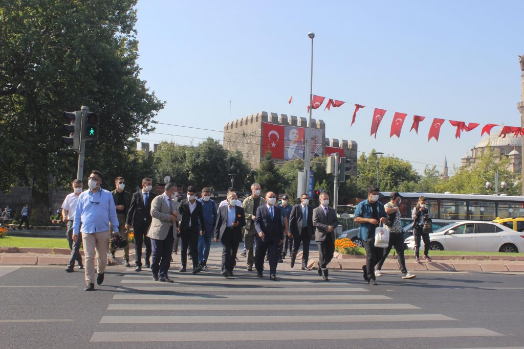 Kayseri Valisinden müjde: Vaka sayılarını durdurduk!