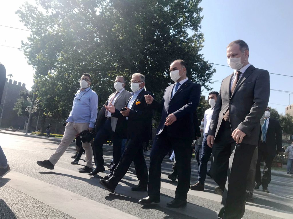 Kayseri Valisinden müjde: Vaka sayılarını durdurduk!