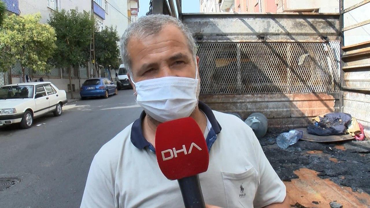 Bağcılar'da oyun oynayan çocuklar, kamyoneti ateşe verdi